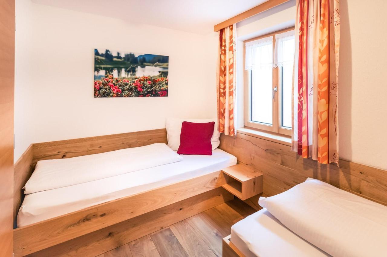 Apartmán Haus Rothorn Schröcken Exteriér fotografie